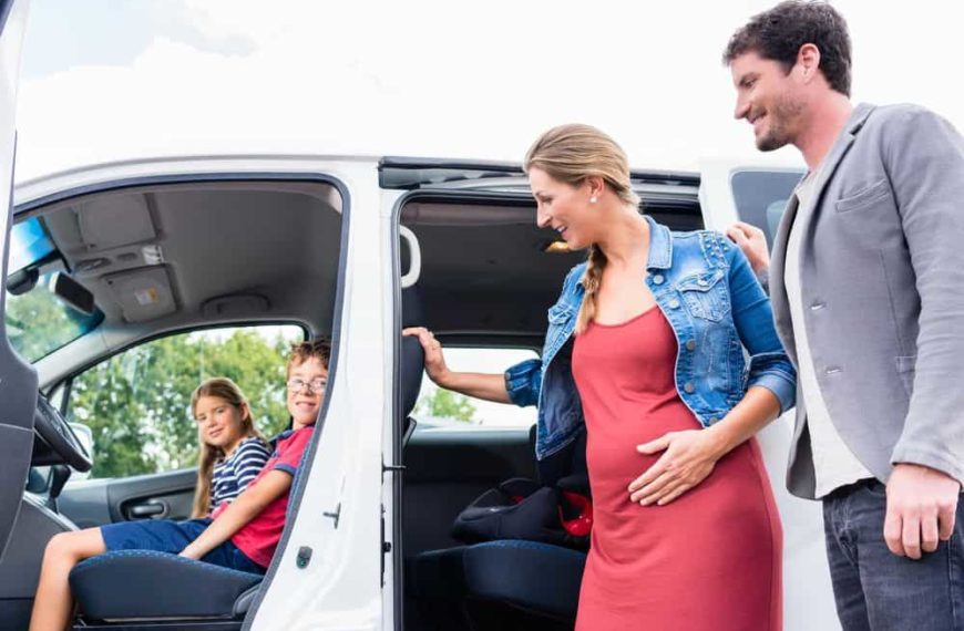 Viaggiare in auto durante la gravidanza