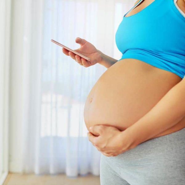 È sicuro usare il cellulare in gravidanza